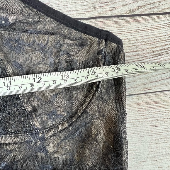 Victoria’s Secret Black Lace Floral Keyhole Bralette Size XL - Picture 12 of 13